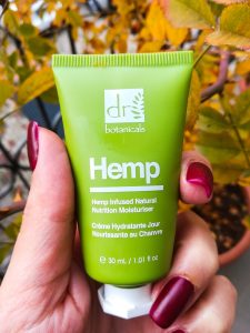 recensione crema giorno hemp dr botanicals.