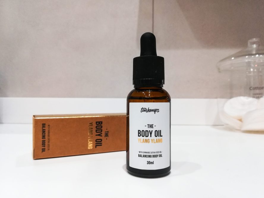 RECENSIONE THE BODY OIL YLANG YLANG TOM HEMP’S