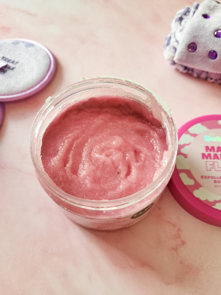 RECENSIONE SCRUB CORPO BUBBLES MARSHMALLOW FLUFF PRIMARK 