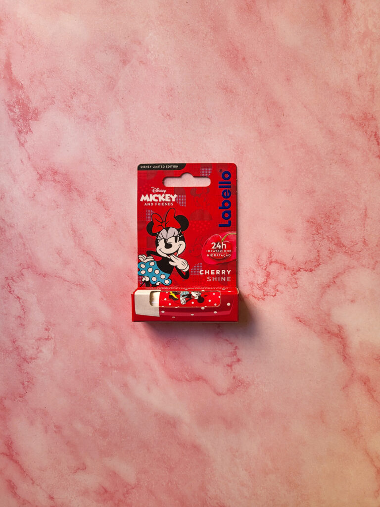 RECENSIONE DISNEY MINNIE MOUSE CHERRY SHINE LABELLO L.E.