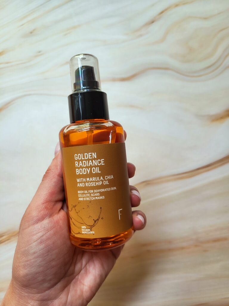 RECENSIONE GOLDEN RADIANCE BODY OIL FRESHLY COSMETICS